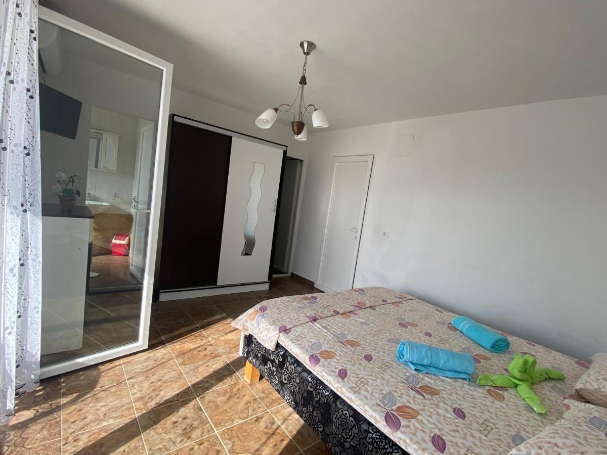 דוני שטוי Villa Leona Palushaj מראה חיצוני תמונה